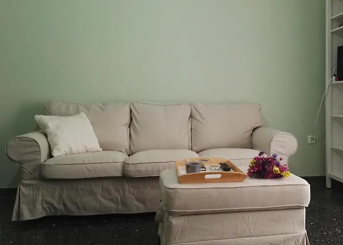 Paris Spacious Beach Апартаменты *